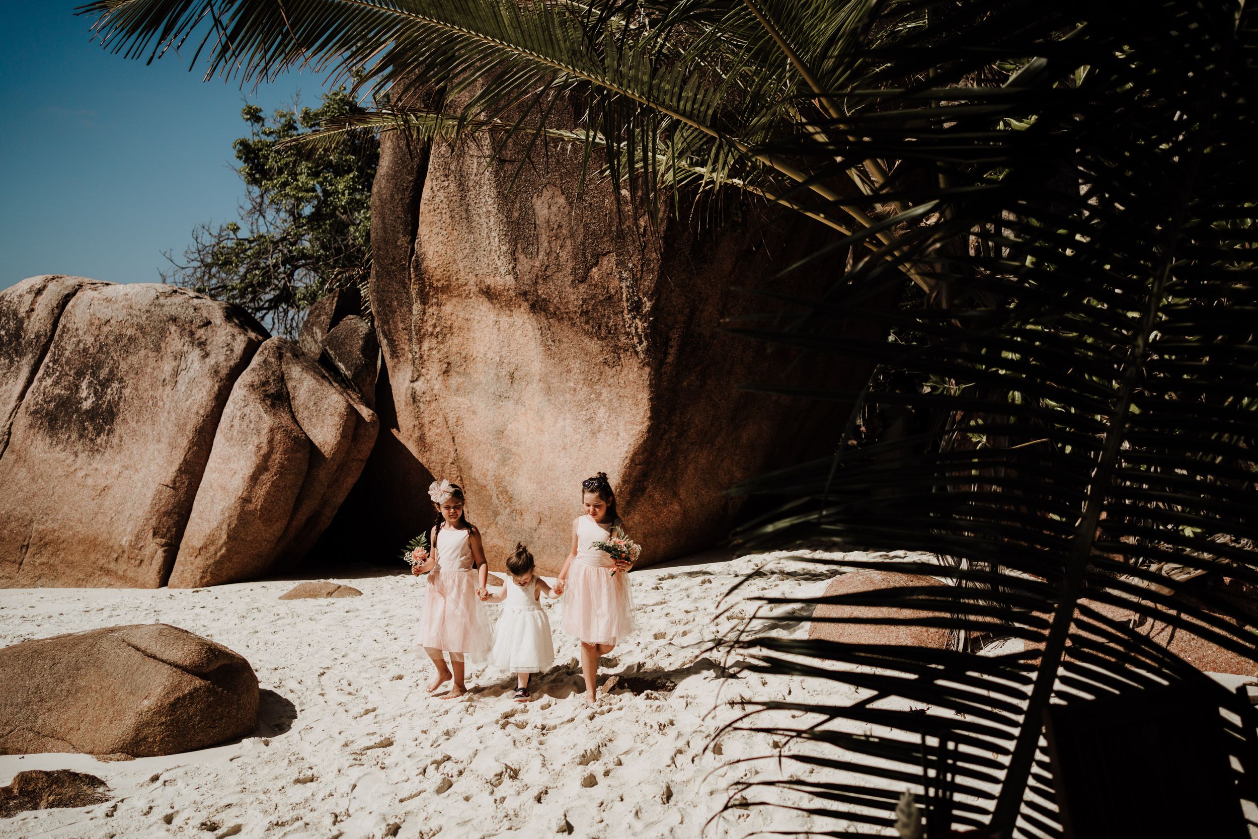 Caroline et Alan - Mariage Anse Lazio Praslin Seychelles 2022 - photo 01