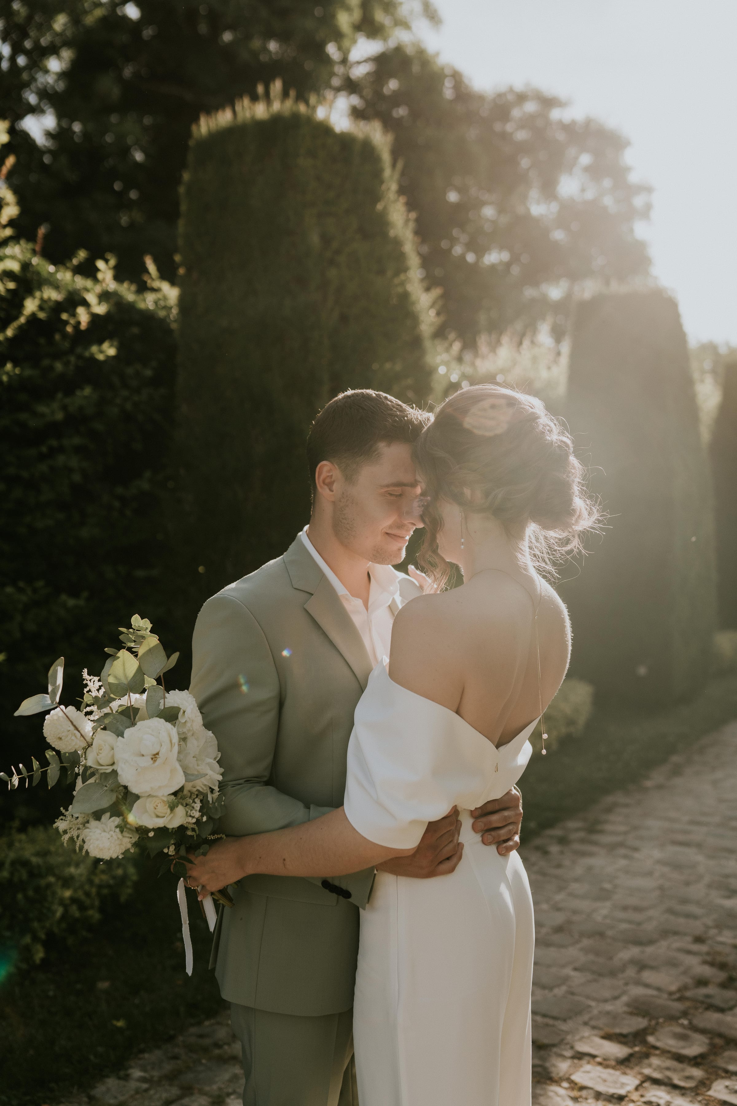 Marion et Hugo - Mariage Domaine de Vaugency Champagne 2025 - photo 01