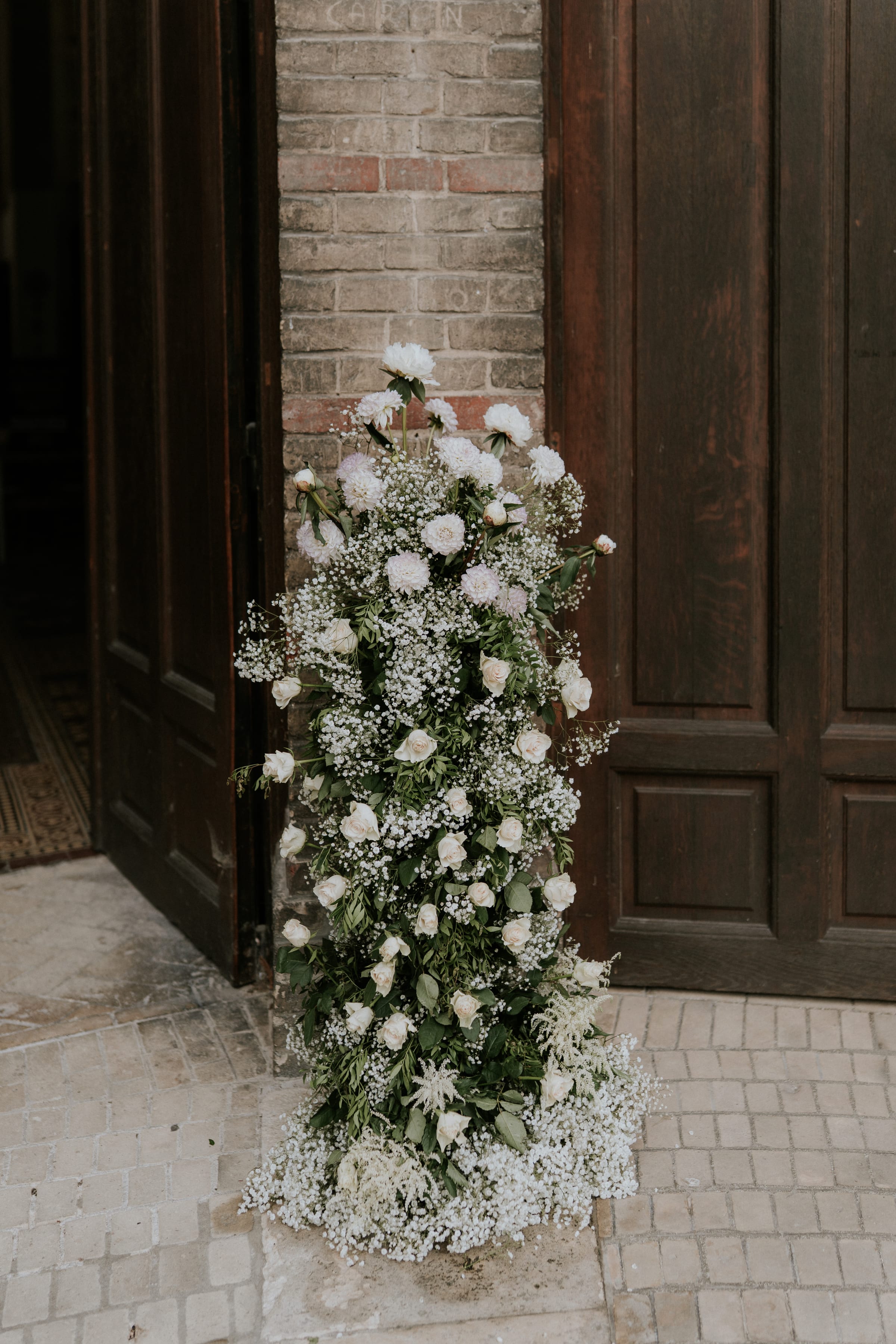 Marion et Hugo - Mariage Domaine de Vaugency Champagne 2025 - photo 11