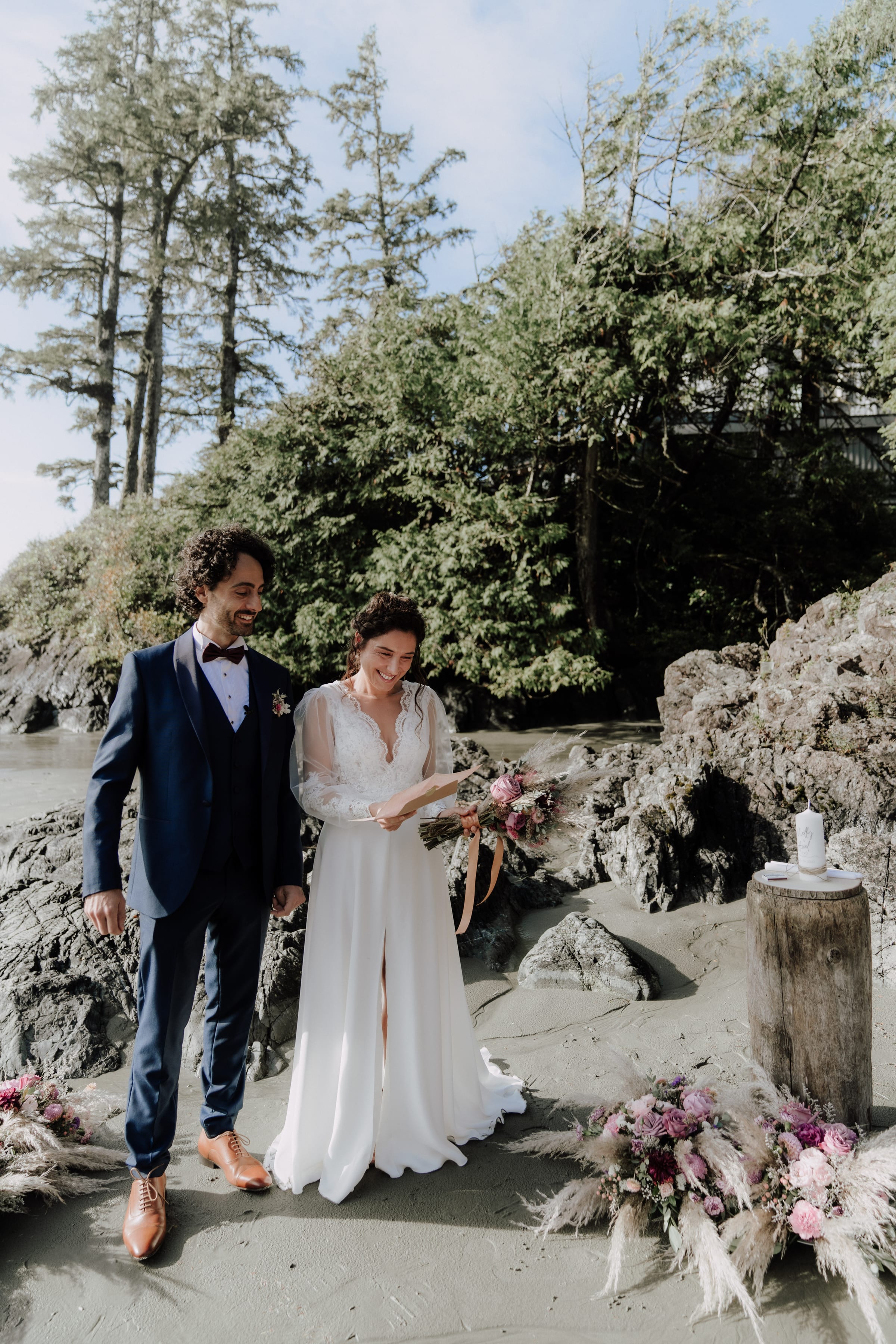 Nelly et Axel - Mariage Tofino Canada 2023 - photo 04