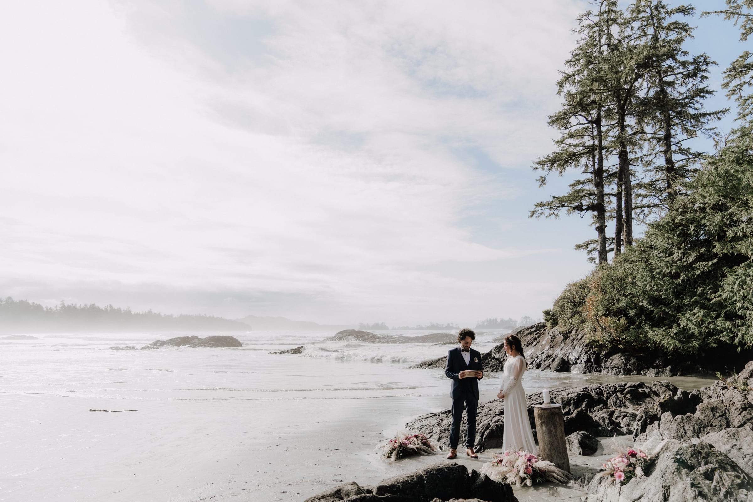 Nelly et Axel - Mariage Tofino Canada 2023 - photo 18
